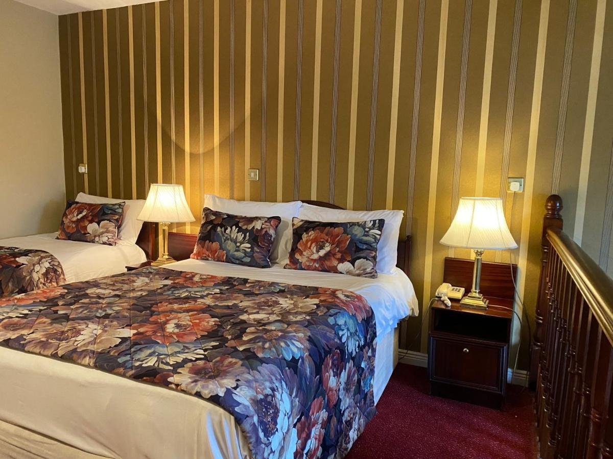 Towers Hotel グレンバイ エクステリア 写真